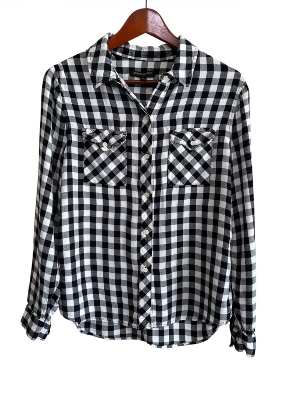 Banana Republic Women's Black & White Check Button Down Shirt Size Medium